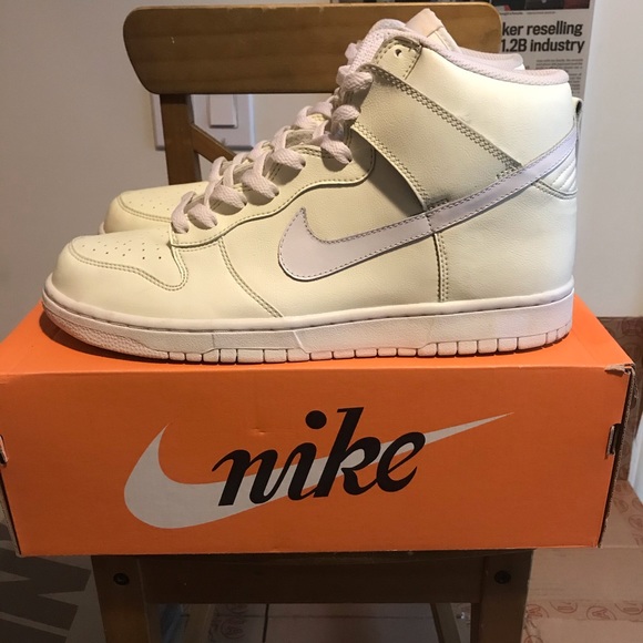 Nike Dunk High Premium “Glow in the dark” size 11 - Picture 2 of 12